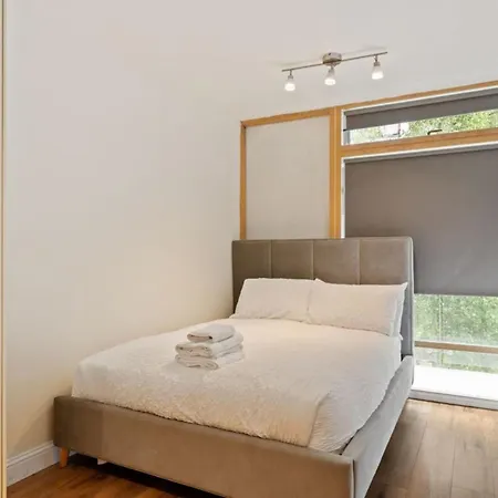 Apartment Modern Centre With Balcony In 1 *